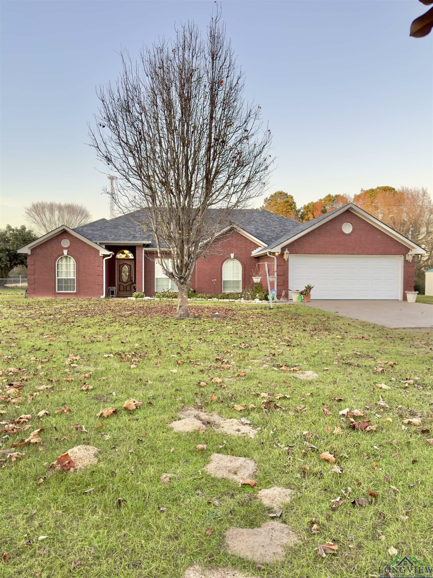 Property Photo:  616 Willow Rd  TX 75650 