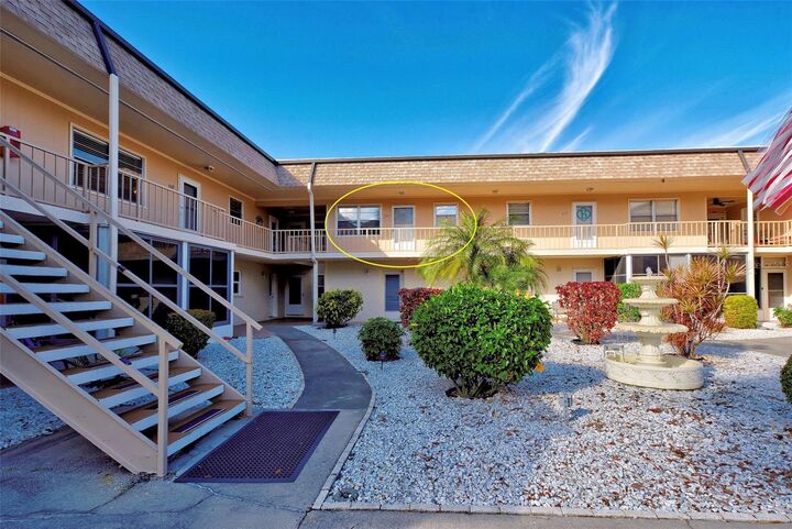 537 Manatee Court 204  Venice FL 34285 photo