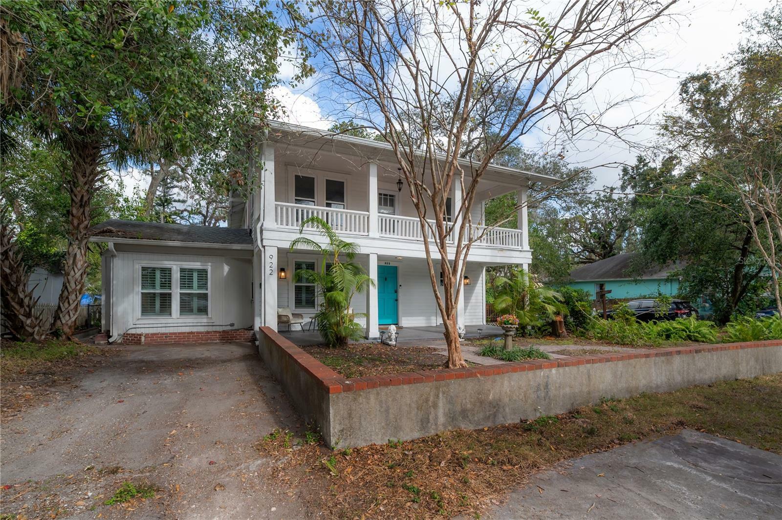 Property Photo:  922 E Patterson Street  FL 33604 