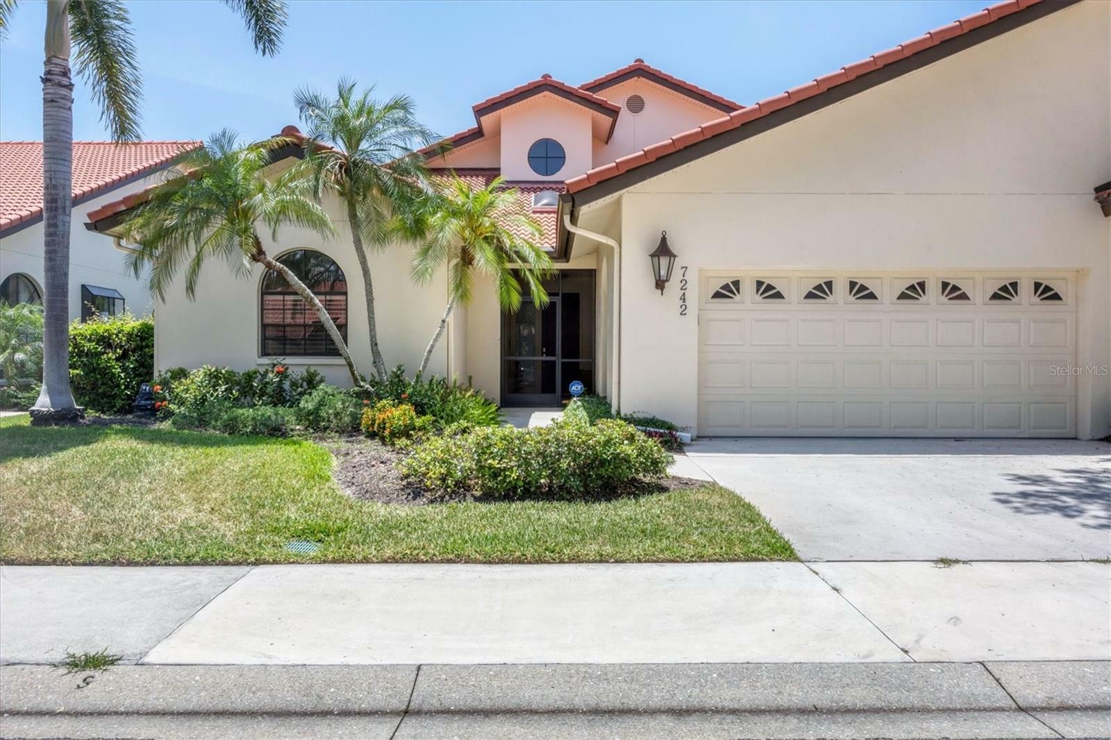 7242 Villa D Este Drive  Sarasota FL 34238 photo