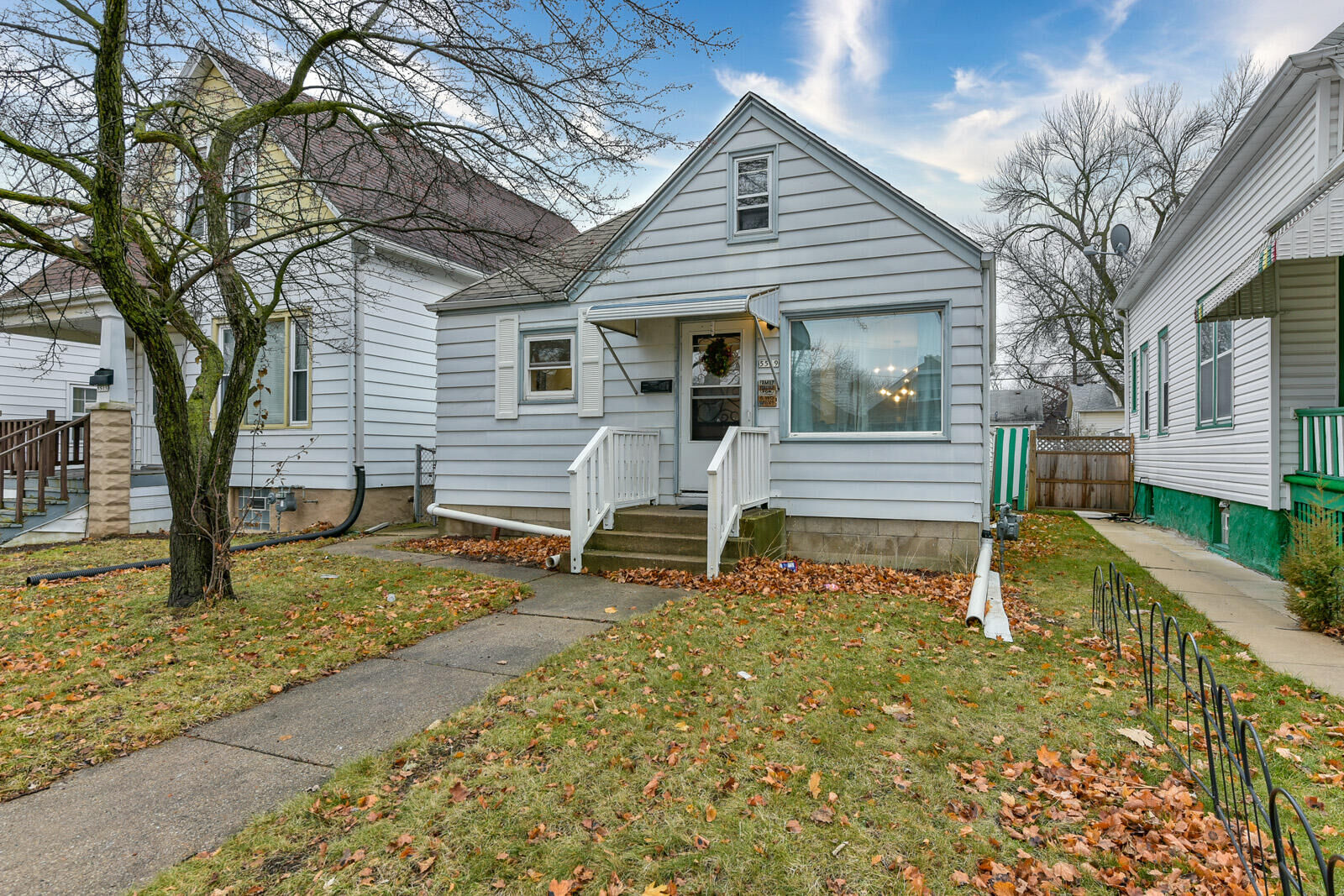 Property Photo:  5519 N 35th St  WI 53209 
