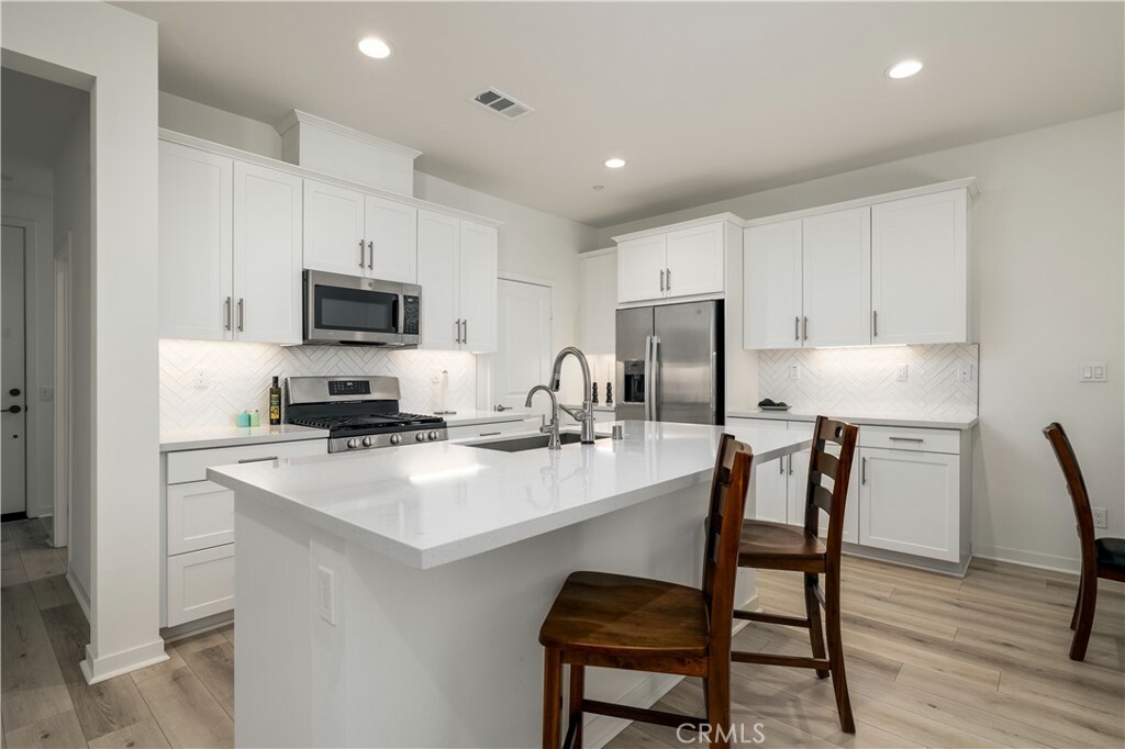 Property Photo:  32879 Brunello Way  CA 92591 