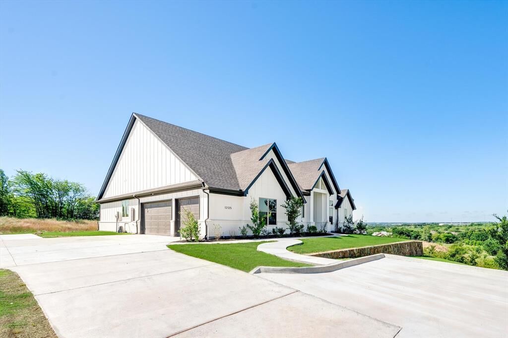 Property Photo:  4708 Ashlow Way  TX 76179 