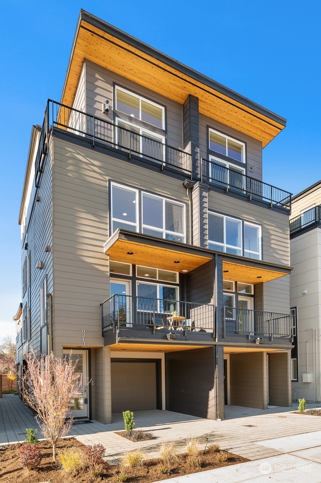 Property Photo: 9215 Densmore Avenue N WA 98103