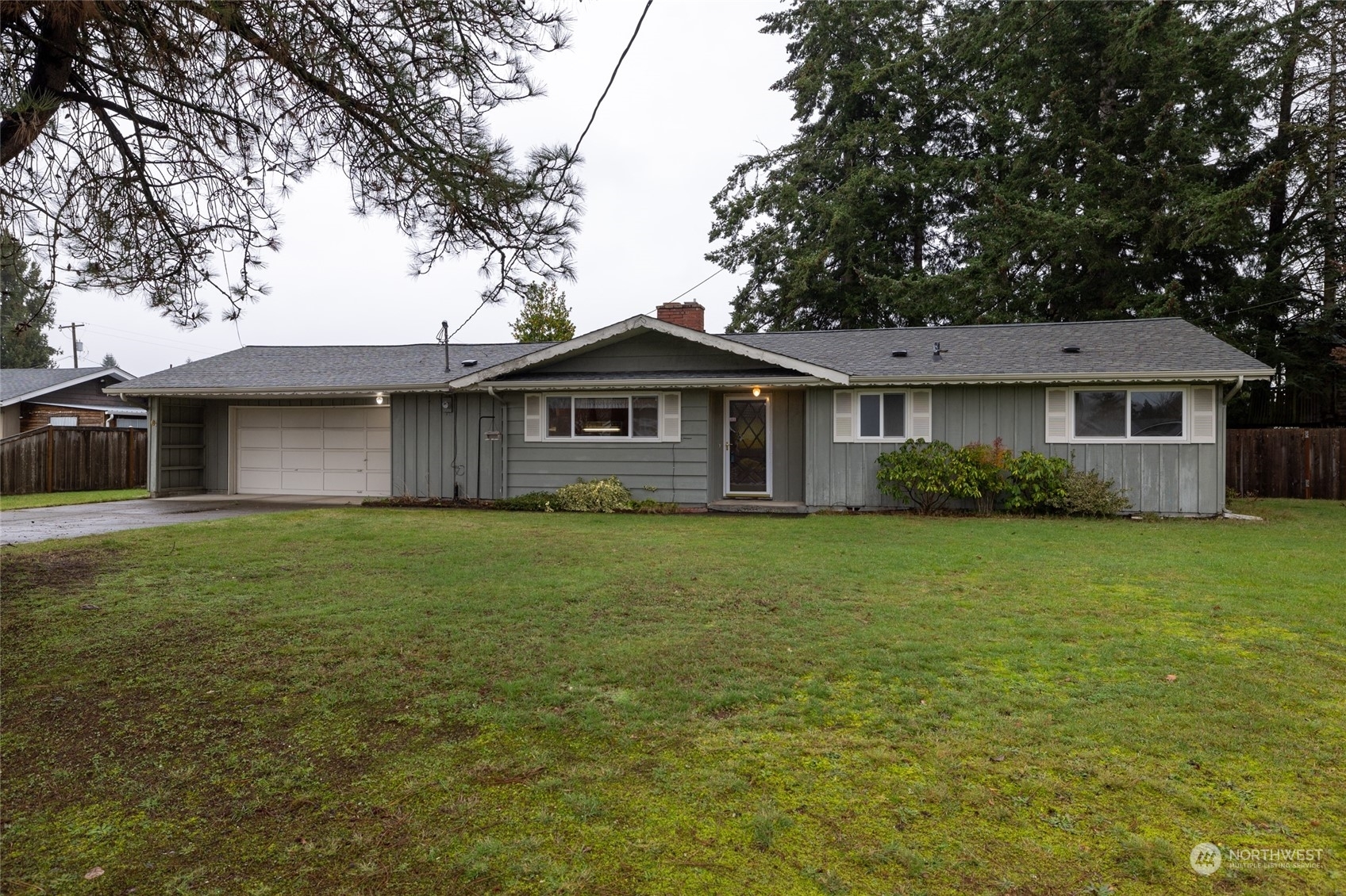 Property Photo: 1308 Fieldcrest Avenue WA 98531