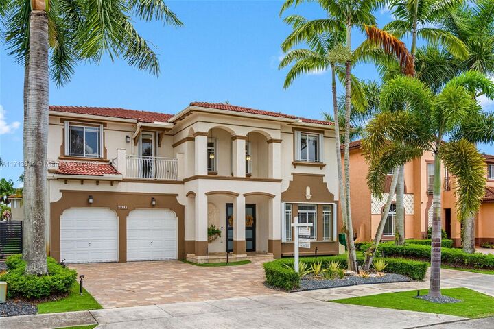 Property Photo: 6423 SW 162nd Path FL 33193
