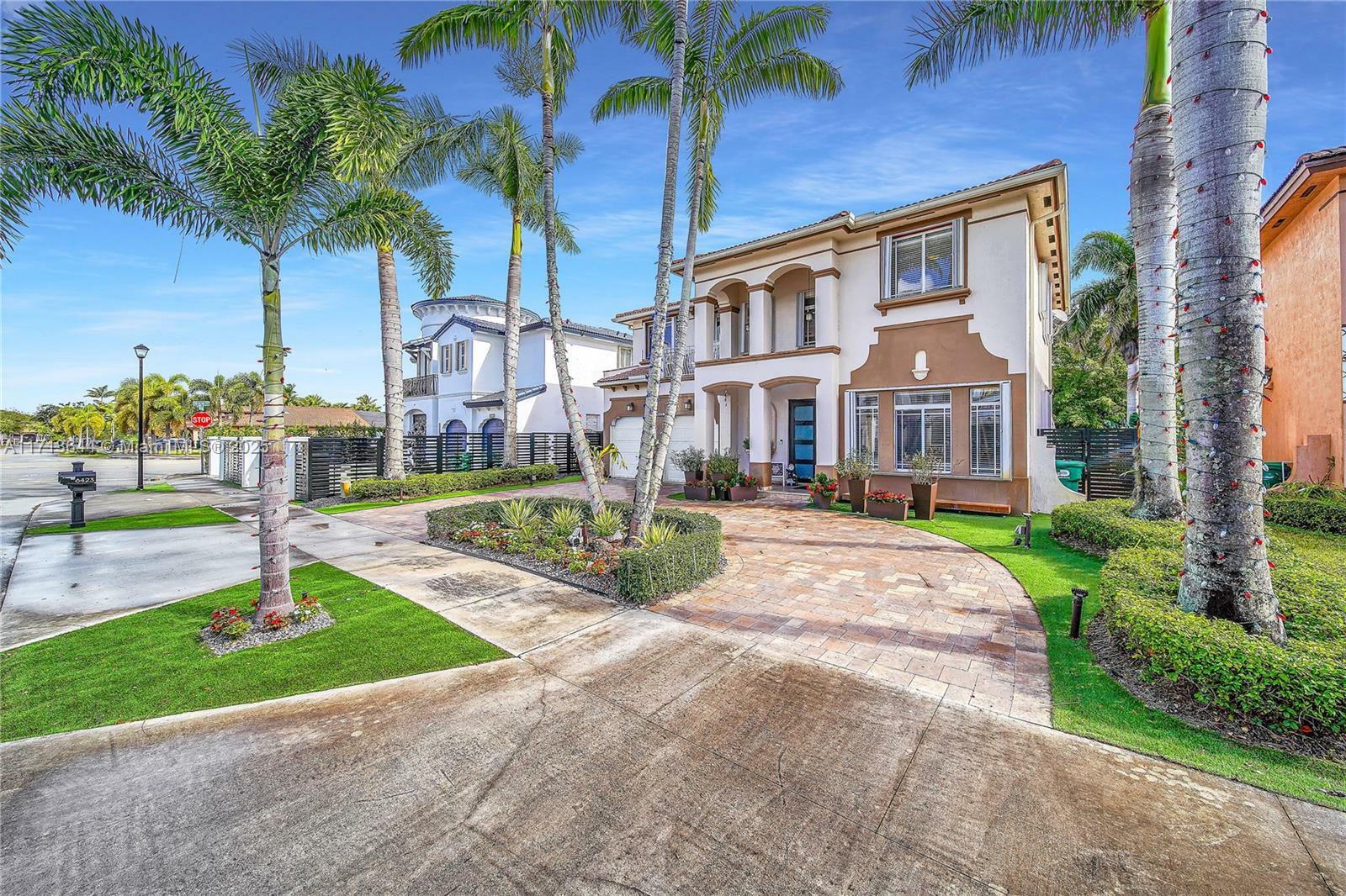 Property Photo: 6423 SW 162nd Path FL 33193