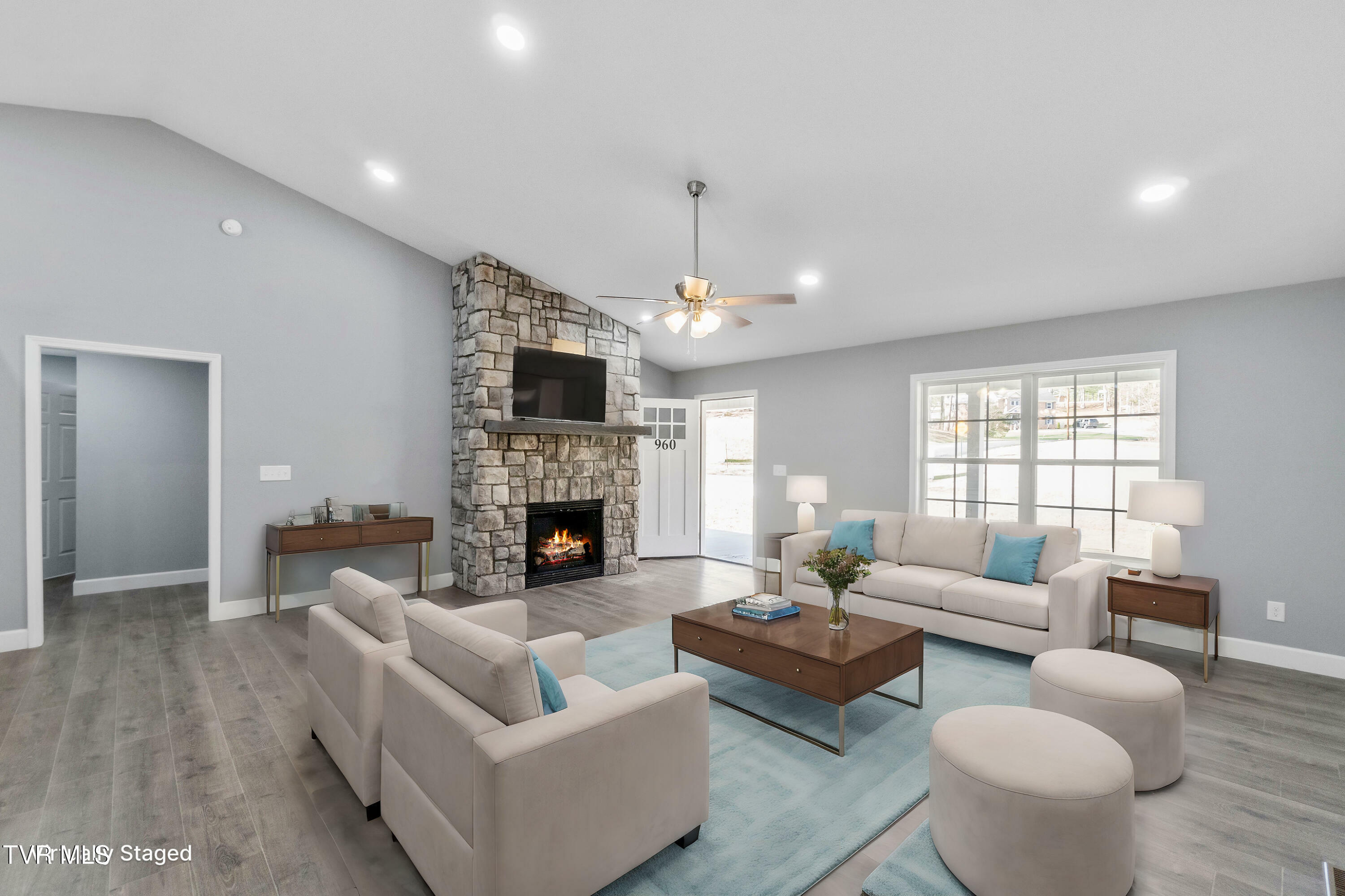 Property Photo: 960 East Allens Bridge Road TN 37743