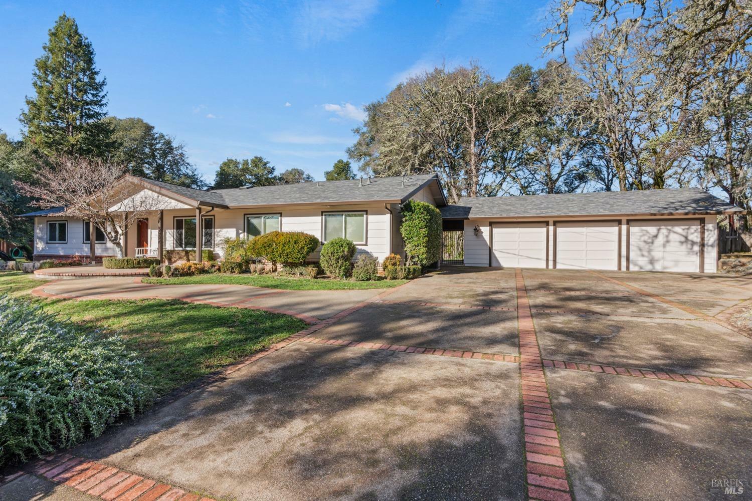 Property Photo:  1640 Wildwood Road  CA 95482 