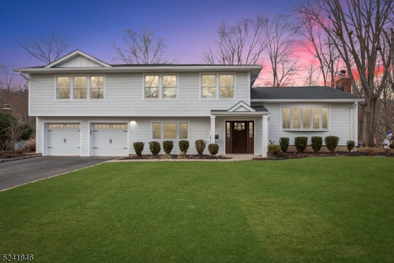 Property Photo:  172 Woodbine Cir  NJ 07974 