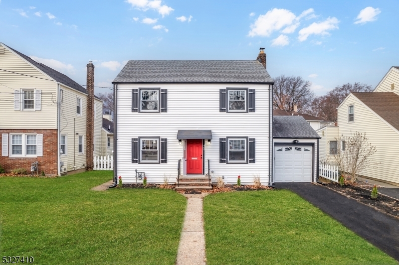 Property Photo: 462 Whitewood Rd NJ 07083