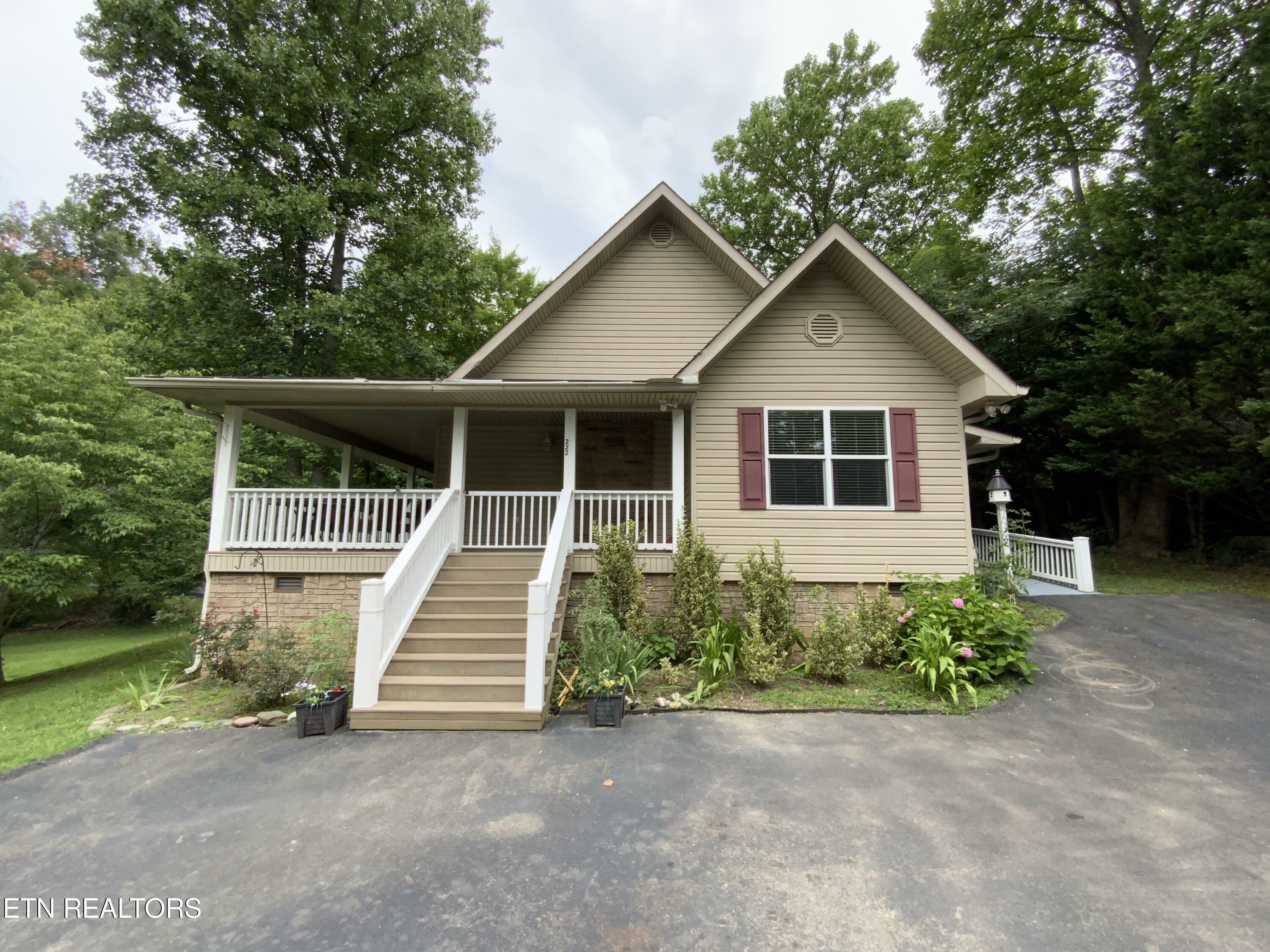 222 Palmer Rd  Gatlinburg TN 37738 photo