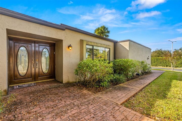 Property Photo:  4502 Rolling Green Lane 4502  FL 33618 