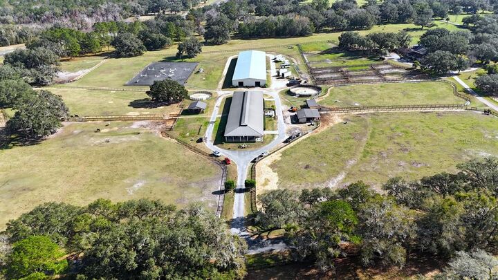 Property Photo: 6025 NW 115th Avenue FL 34482