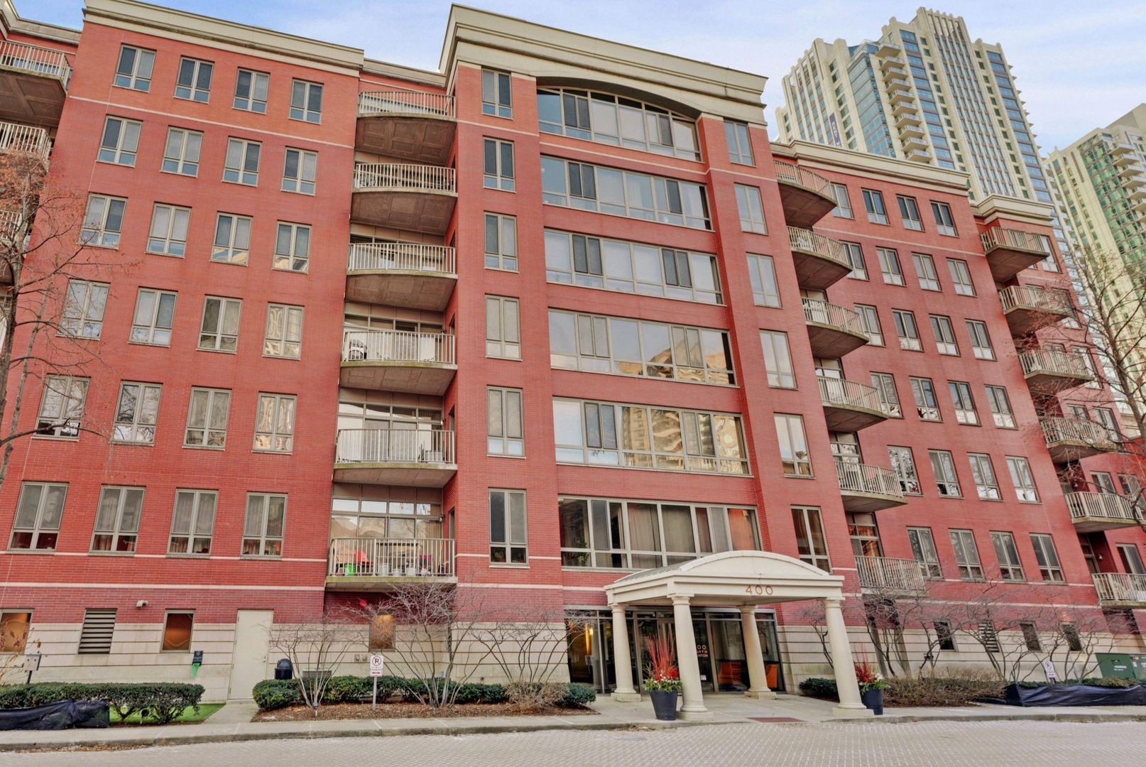 Property Photo: 400 N Clinton Street 603 IL 60654