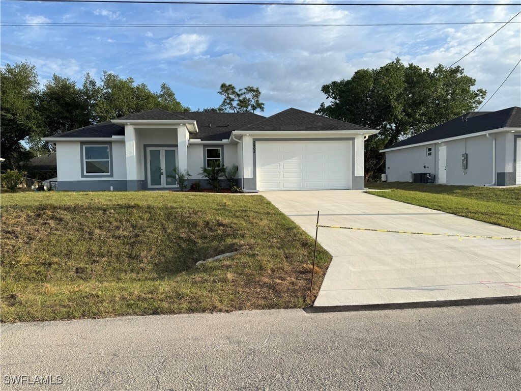 Property Photo: 2902 49th Street SW FL 33976