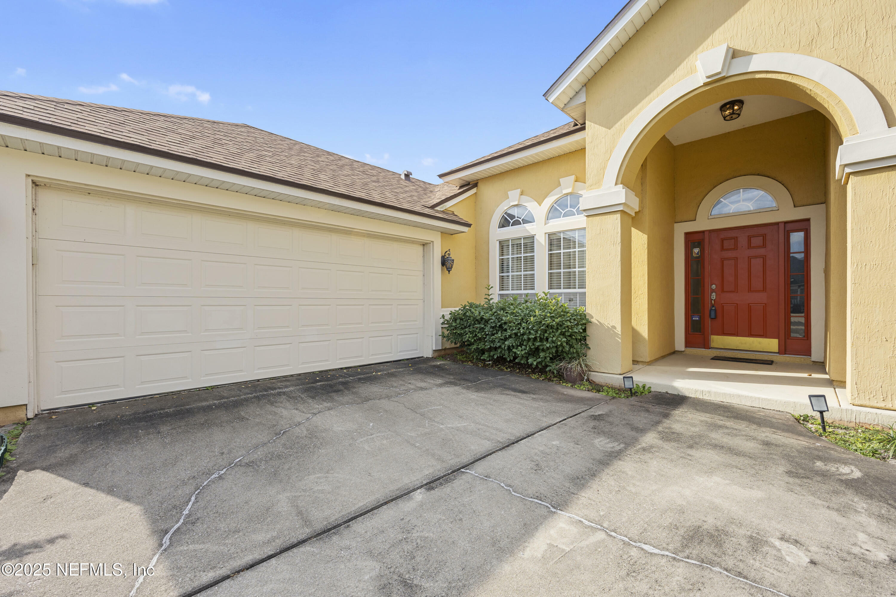 Property Photo:  14628 Bradley Max Court  FL 32218 