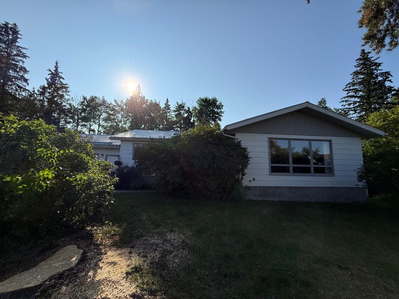 Photo de la propriété:  82 Feero Drive  AB T7S 1R5 