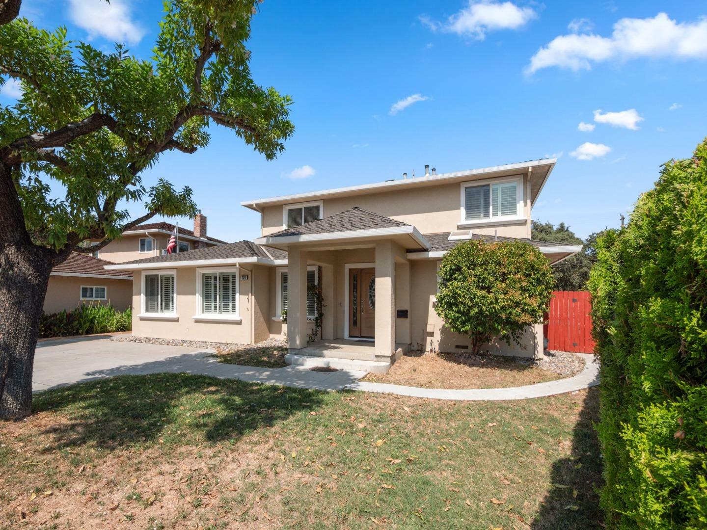 Property Photo:  8126 Oak Court  CA 95020 