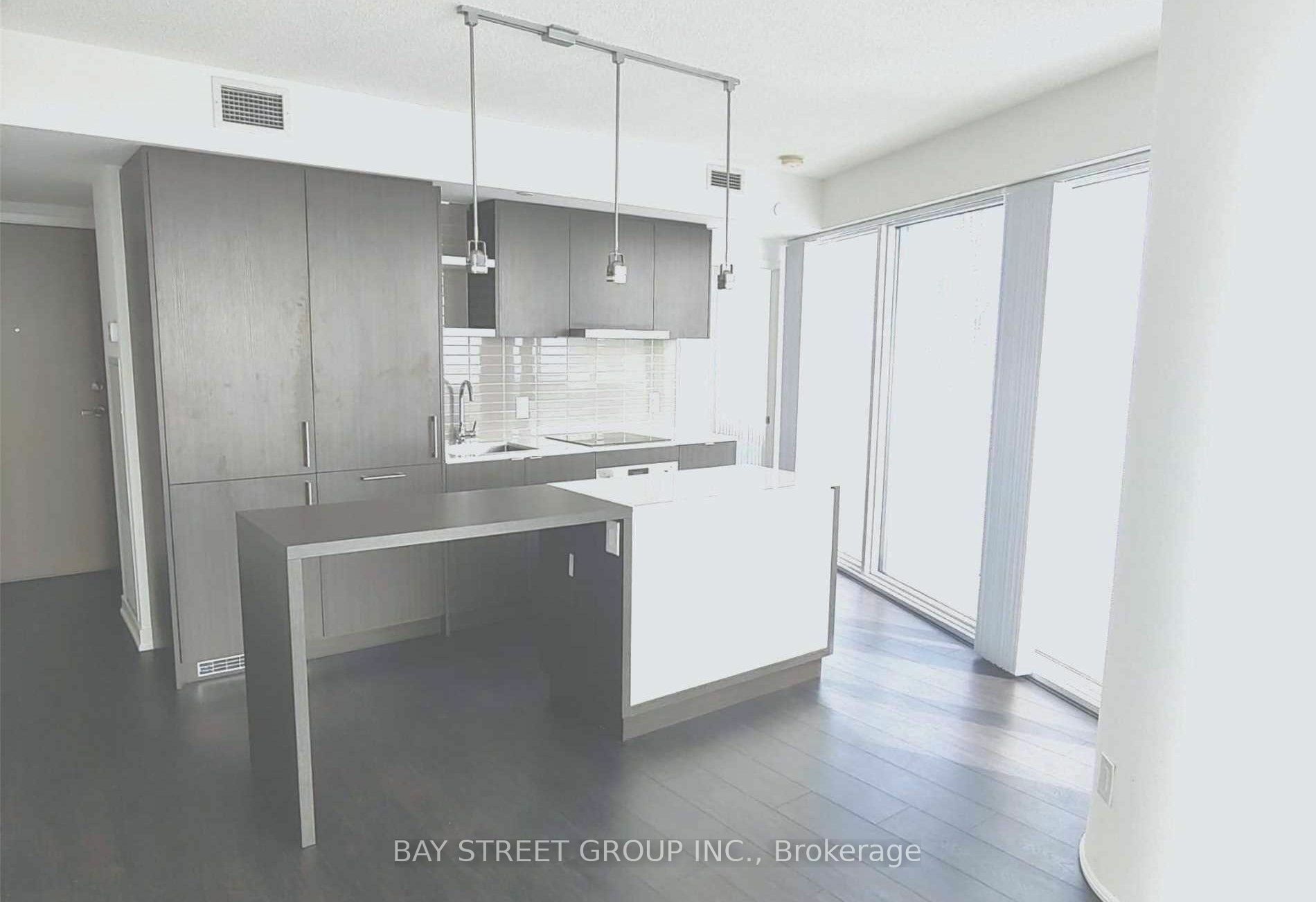 Property Photo:  100 Harbour St #5107  ON M5J 2T5 