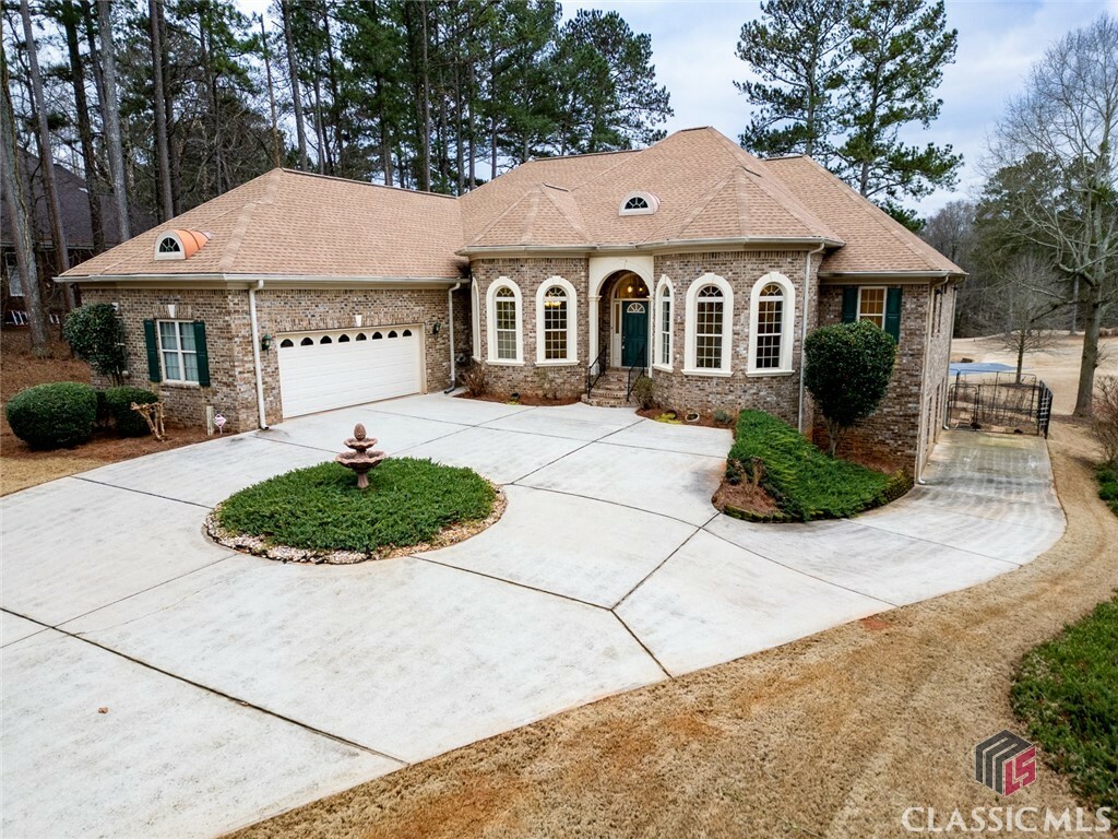 Property Photo:  1010 Lane Creek Court  GA 30621 