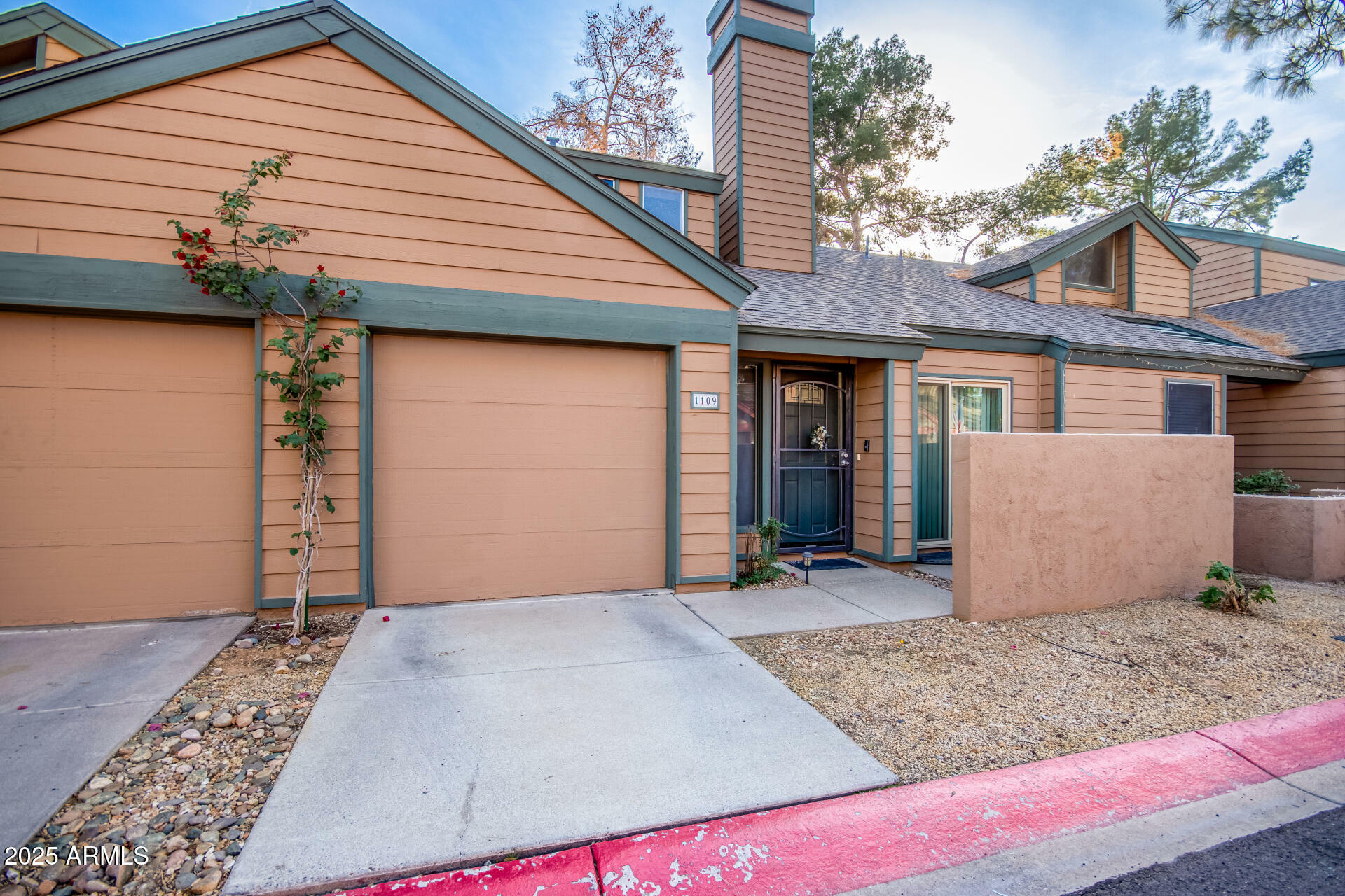 Property Photo:  14002 N 49th Avenue 1109  AZ 85306 