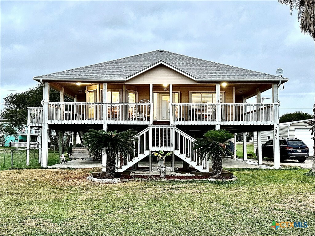 Property Photo: 2507 W Bayshore Drive TX 77465