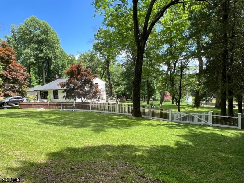 Property Photo:  120 Mountainside Rd  NJ 07945 