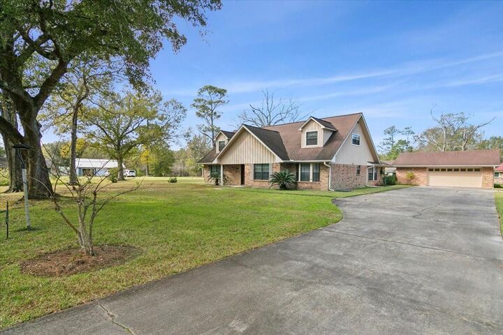 Property Photo: 2918 Clark Circle TX 77632