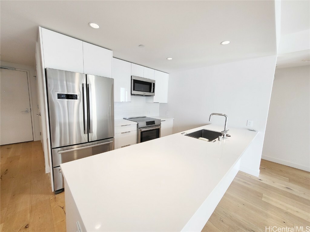 Property Photo:  1001 Queen Street 1805  HI 96814 