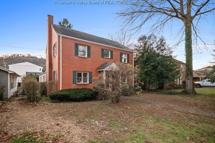 Property Photo:  4315 Staunton Avenue SE  WV 25304 