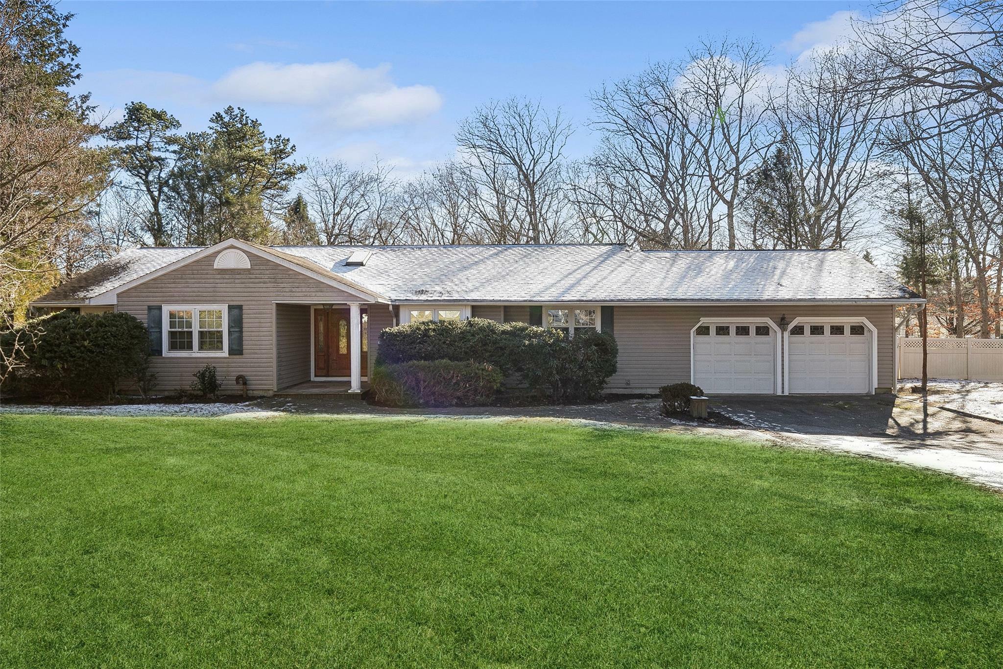 Property Photo:  3 Pinewood Court  NY 11767 