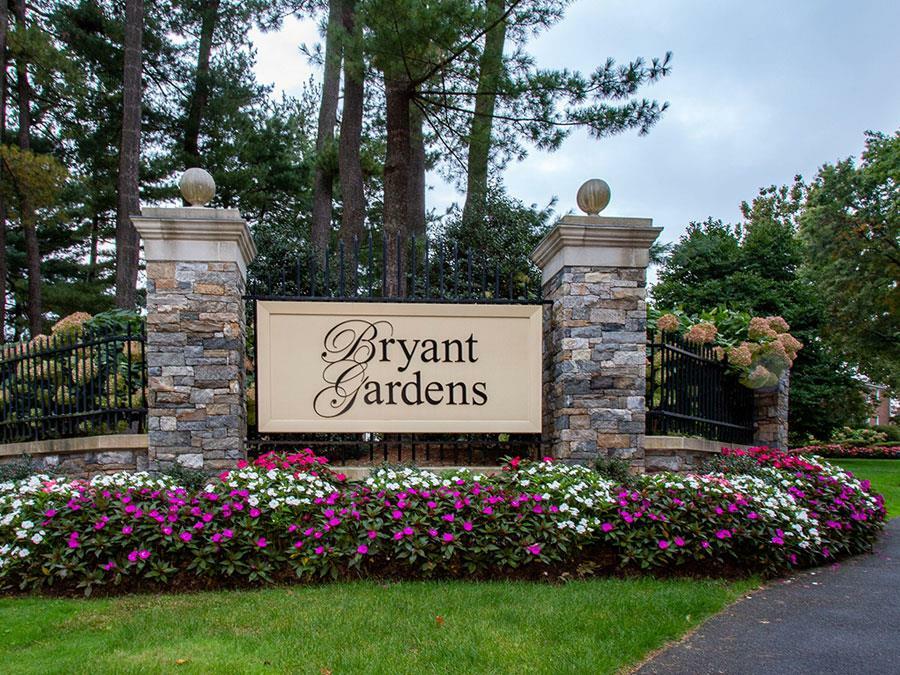 Property Photo: 8 Bryant Crescent 1C NY 10605