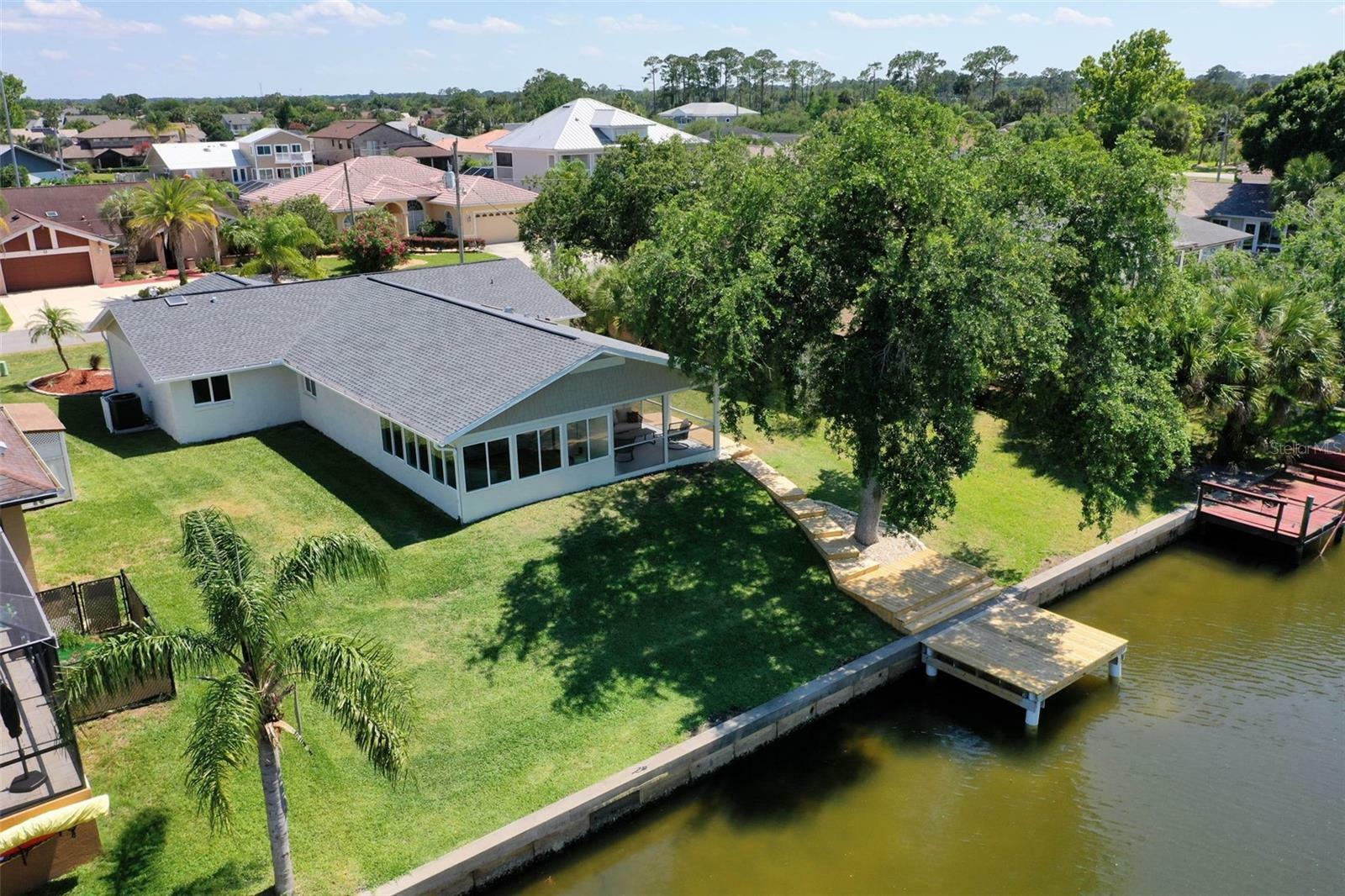 Property Photo:  13 Cedarwood Court  FL 32137 