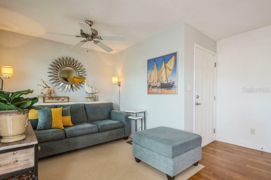 Property Photo: 5005 Coquina Key Drive SE FL 33705