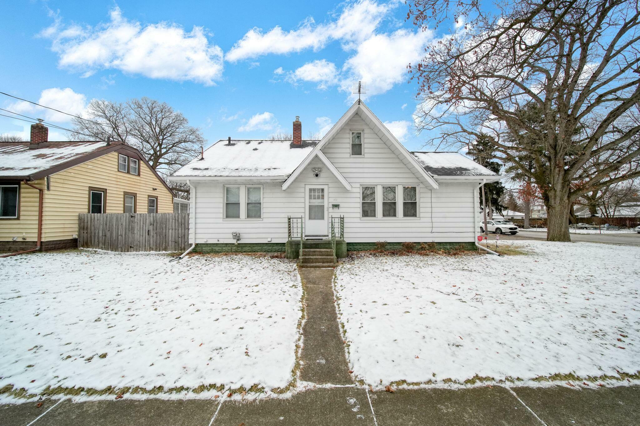 Property Photo:  501 Orange Street  MI 49202 