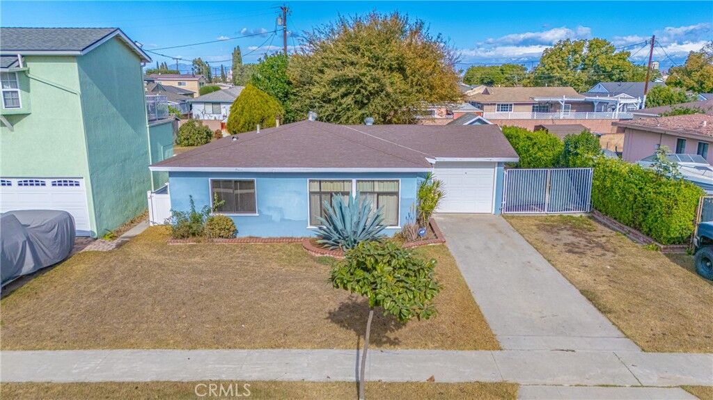 Property Photo:  11139 Adoree Street  CA 90650 