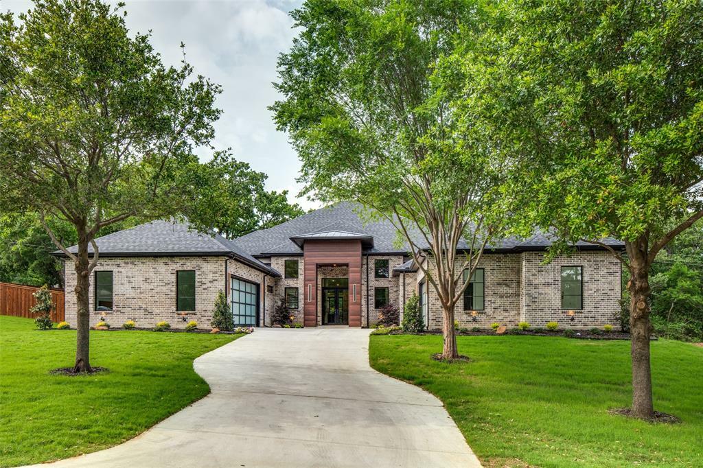 Property Photo:  2746 Manchester Lane  TX 76051 