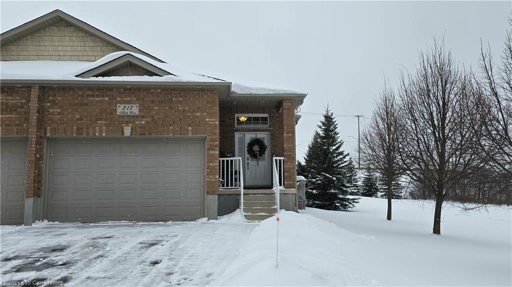 Property Photo:  217 Huck Crescent  ON N2N 0A3 