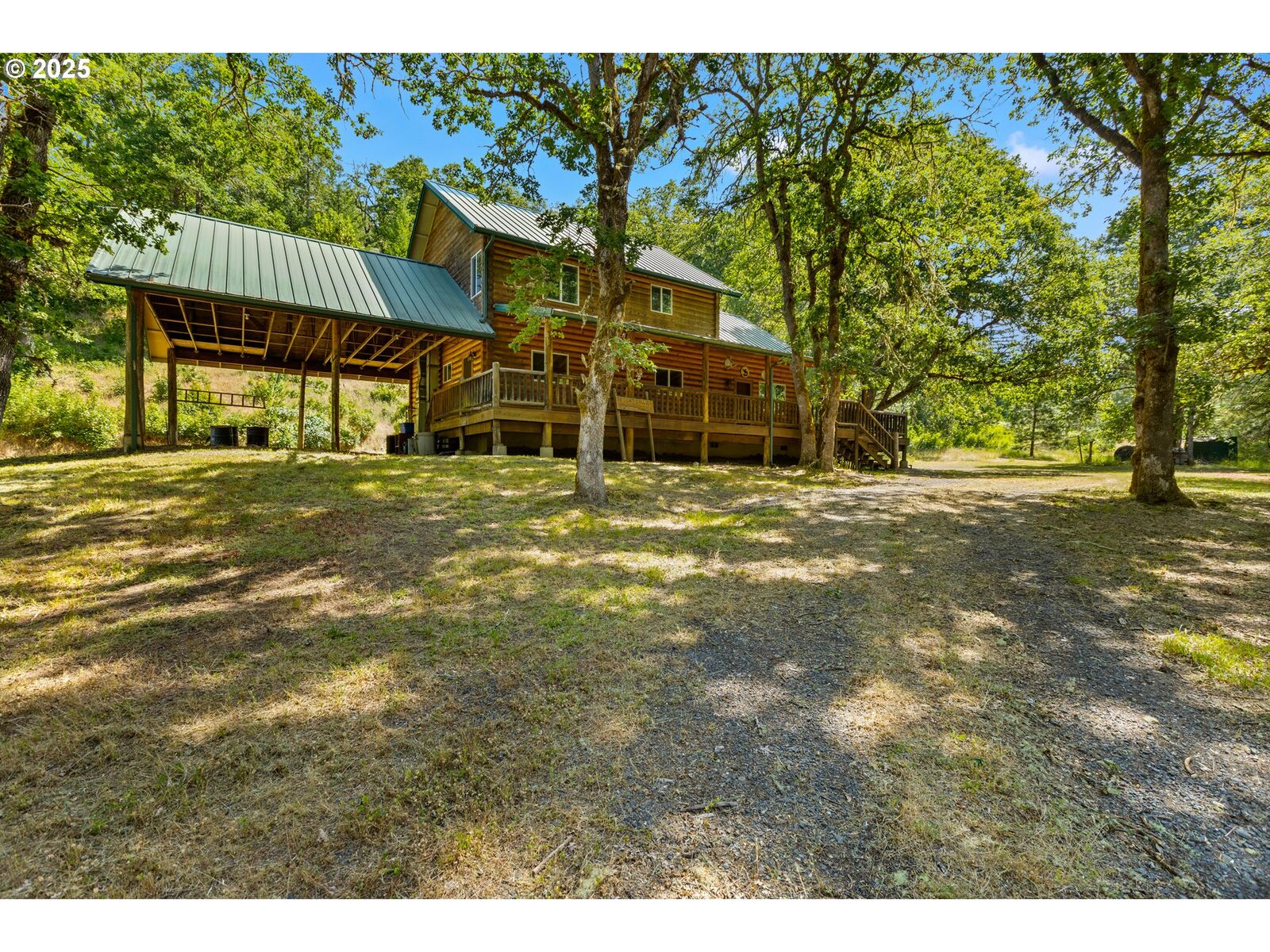 Property Photo:  1470 E Willis Creek Rd  OR 97496 