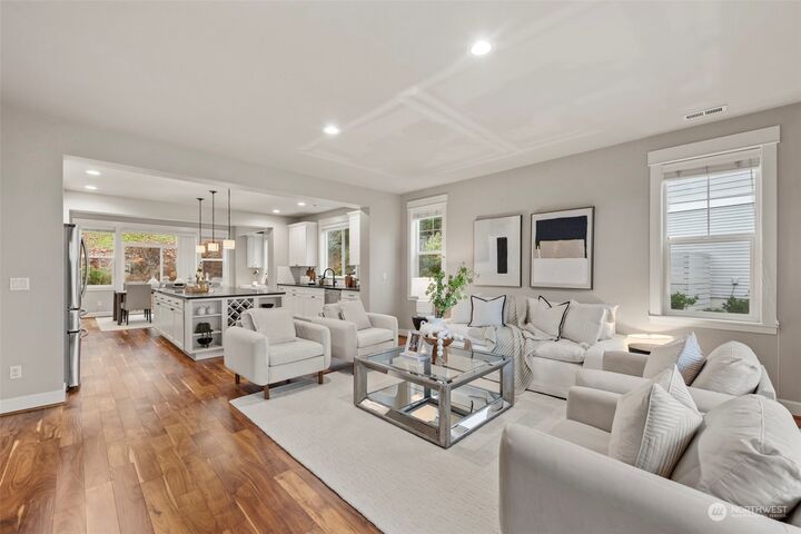 Property Photo: 11015 NE 194th Drive WA 98011