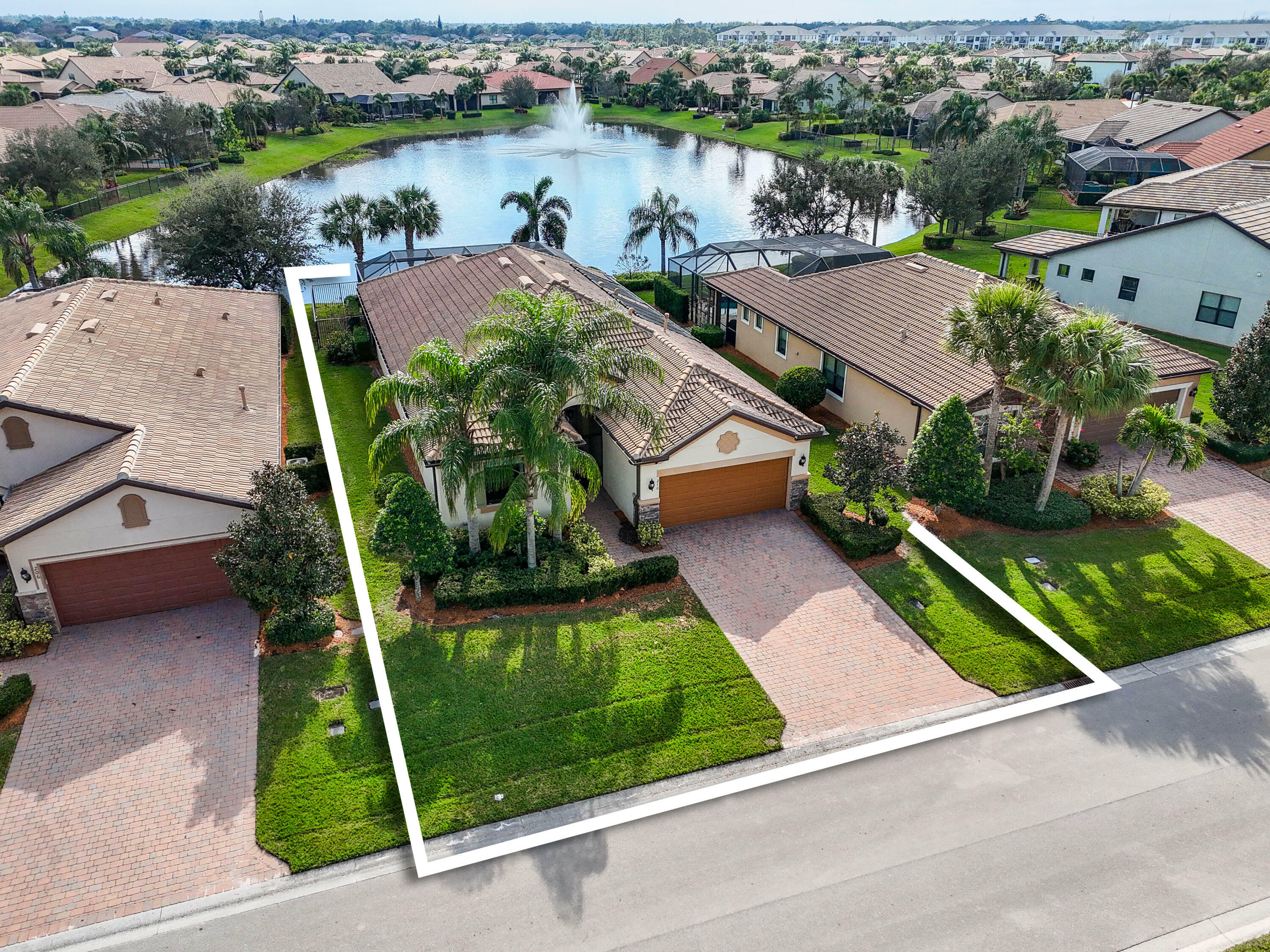 Property Photo: 210 SE Courances Drive FL 34984
