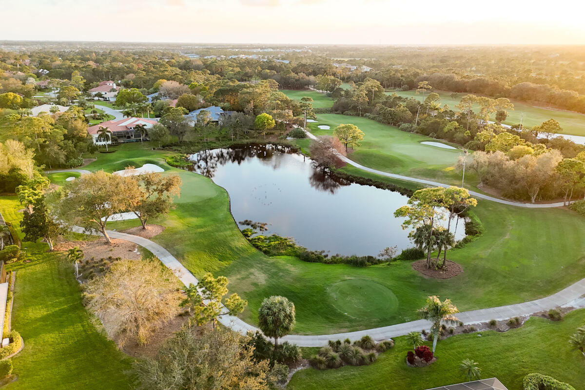 Property Photo: 1413 NW Lancewood Terrace FL 34990