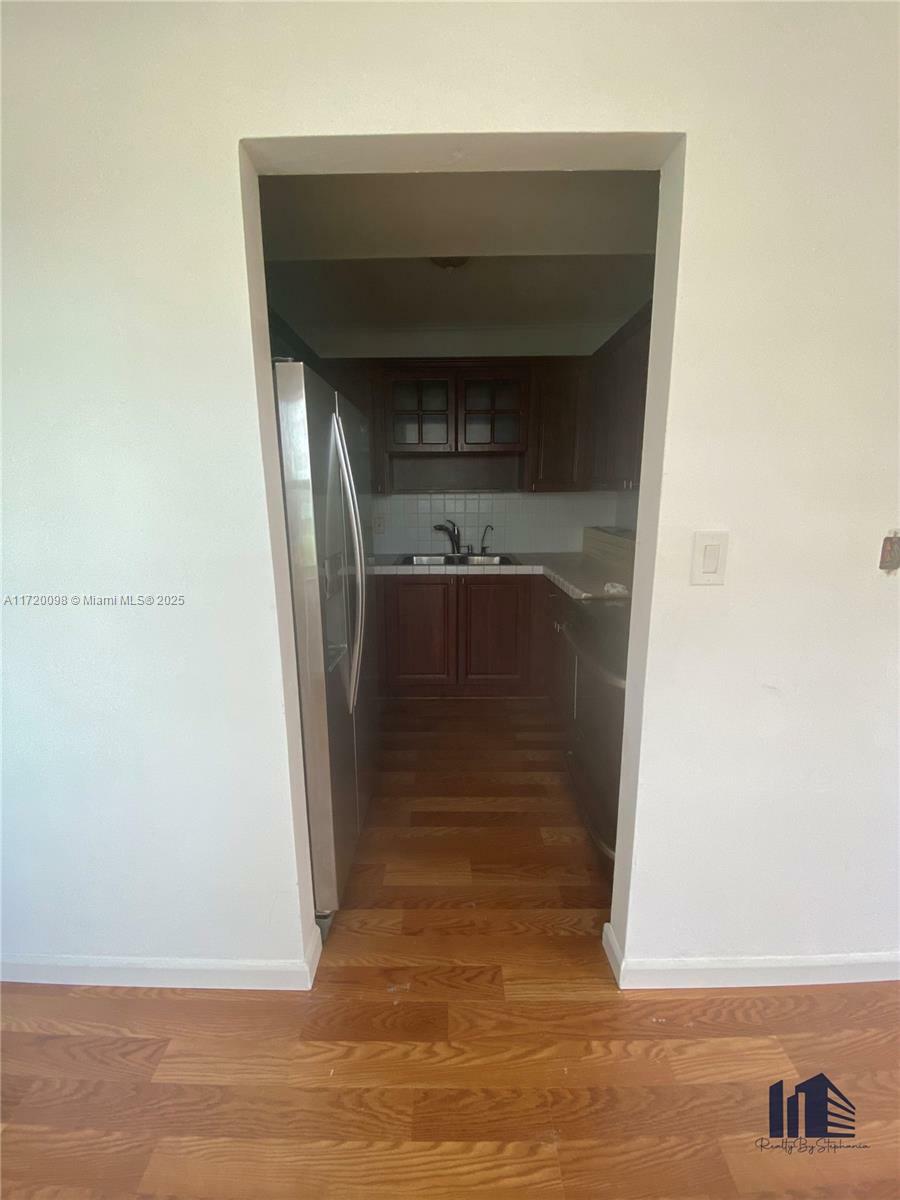 Property Photo:  3660 NE 166th St 516  FL 33160 