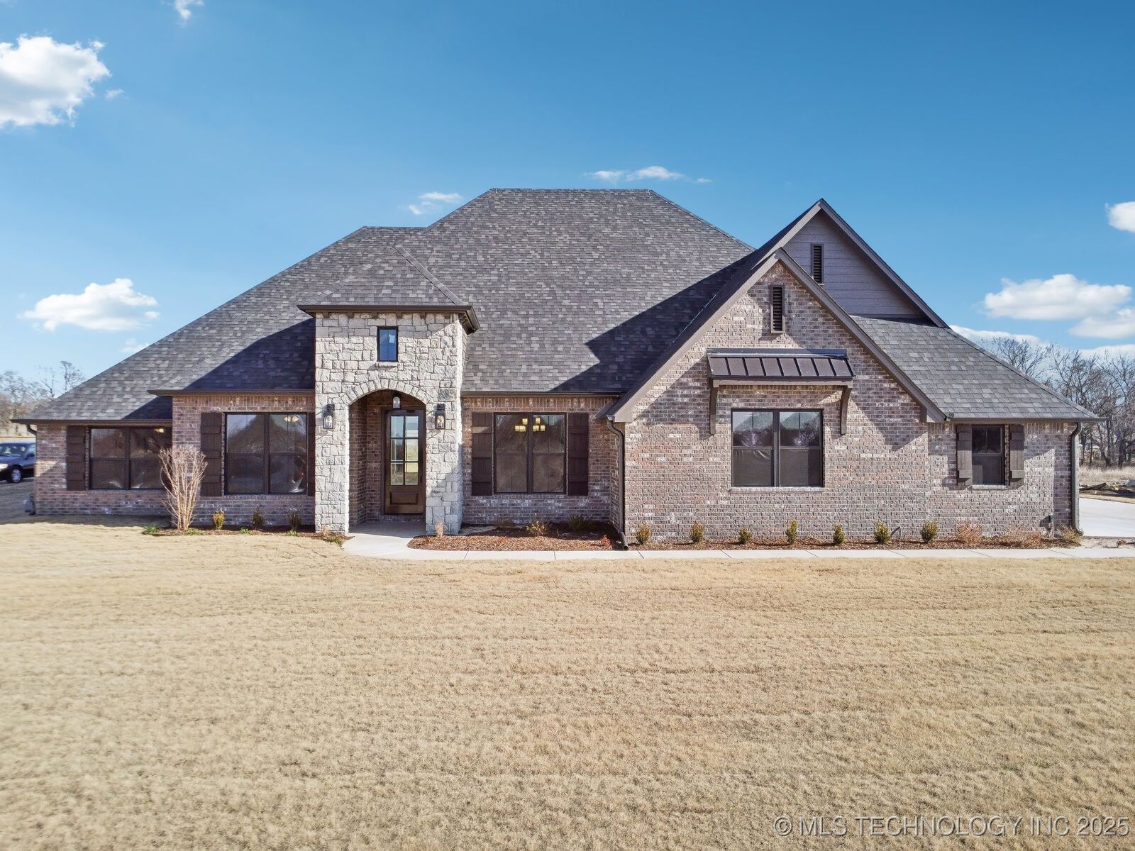 Property Photo: 20753 S Concord Avenue OK 74019