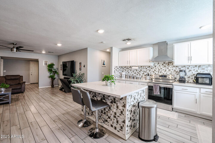 3440 W Krall Street  Phoenix AZ 85017 photo