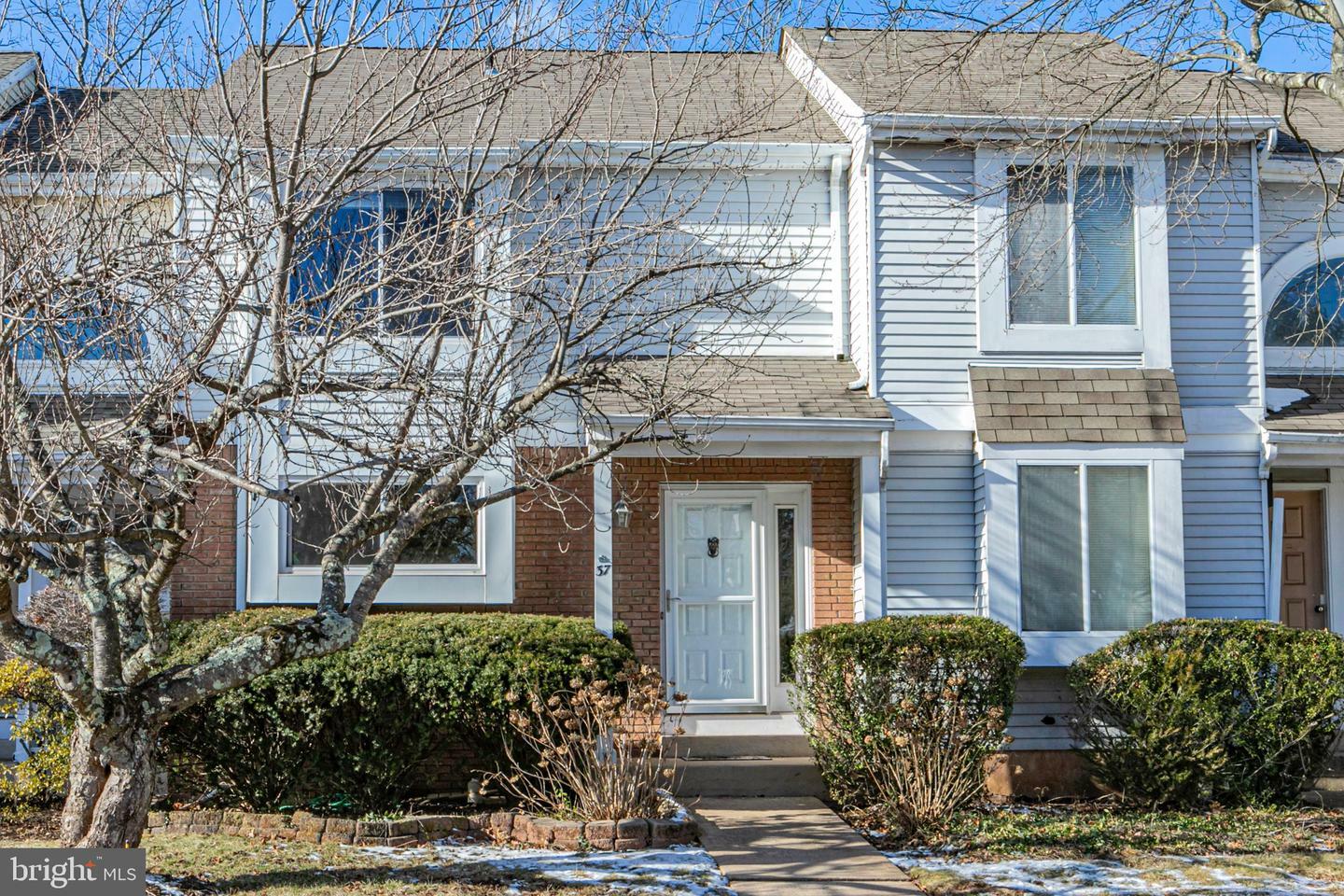 Property Photo:  37 Whitehall Court  NJ 08844 