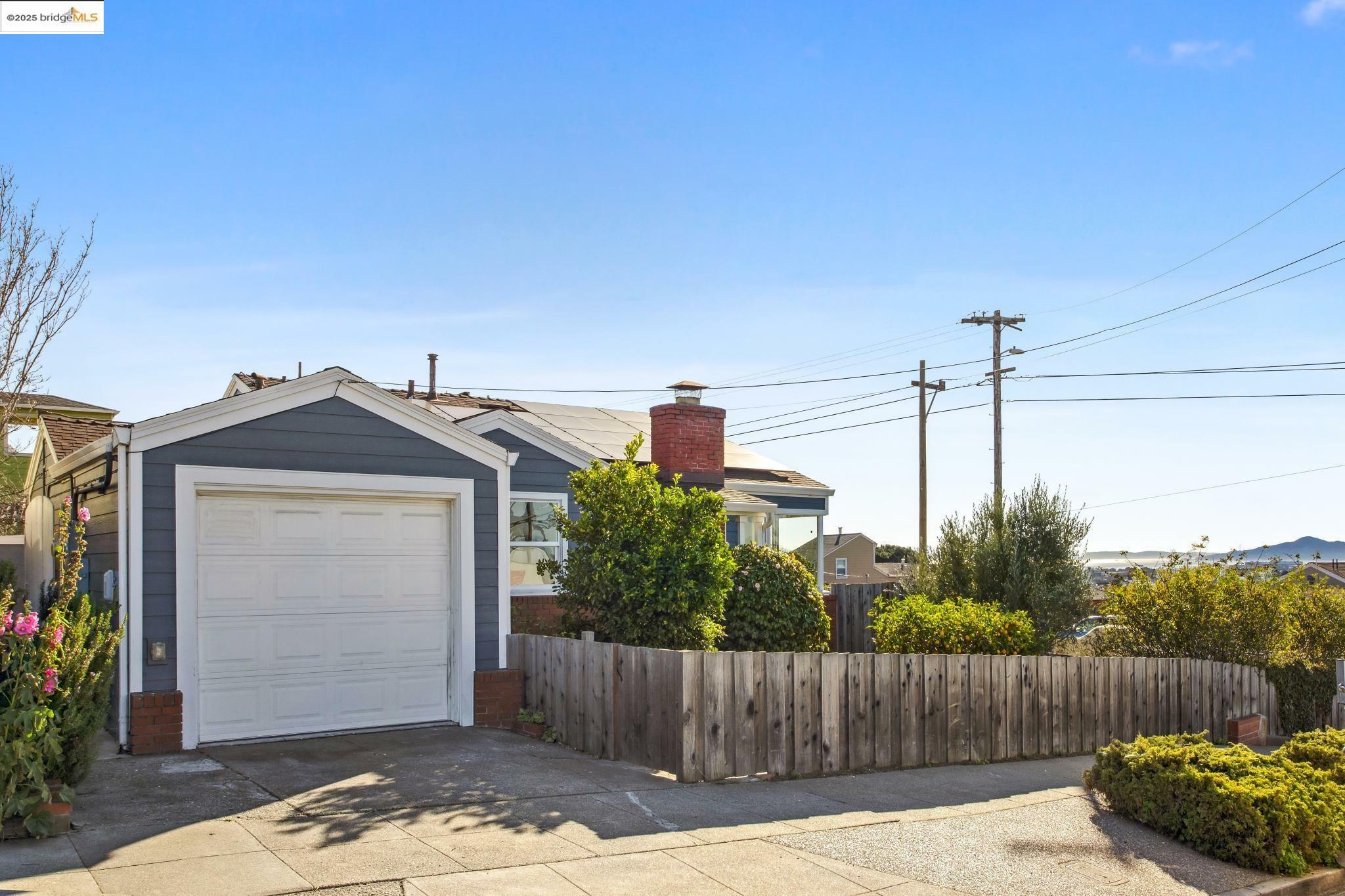 Property Photo:  5402 Sierra Ave  CA 94805 