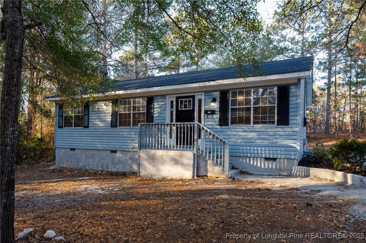 Property Photo: 1090 W Maine Avenue NC 28387