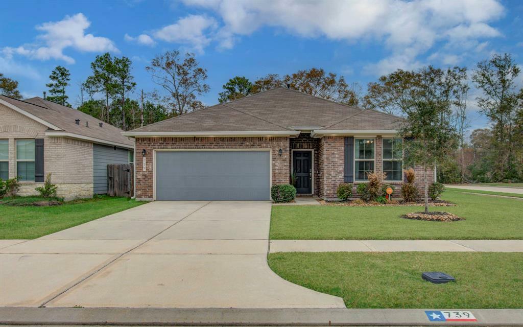 Property Photo: 739 Cobalt Crest Lane TX 77336